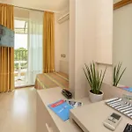 Hotel Croce Di Malta 4*