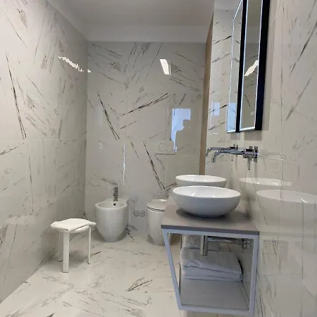 Hotel Croce Di Malta 4*